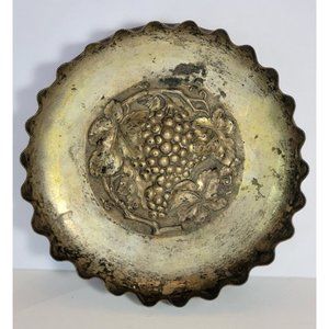 Walker And Hall Grapes design round Mold.